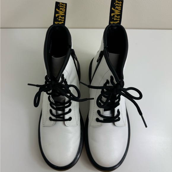 Dr. Martens White‎ Combat Boots Zavala  Youth Size 5 - Picture 2 of 10